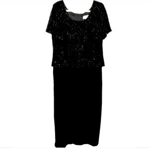 Vintage Karen Miller NY Size 18 Black Beaded Long Velvet Formal Dress, Back Slit